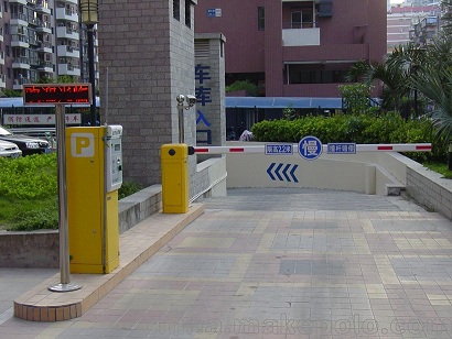 西安停R场收费系lh? width=